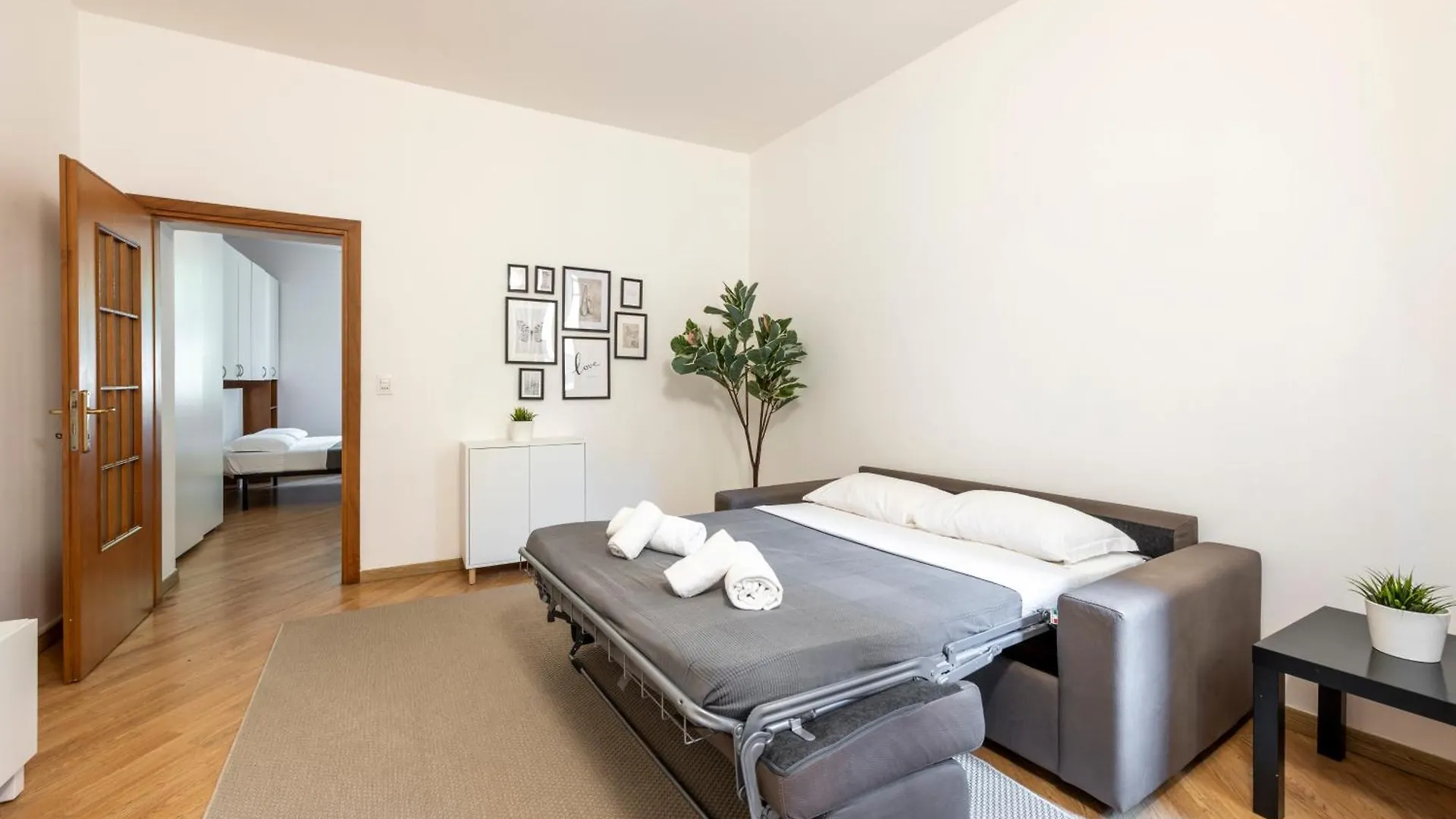 City Center Premuda - B Home Milano